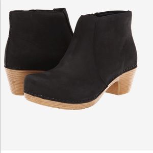 Dansko Booties, Black size 37.